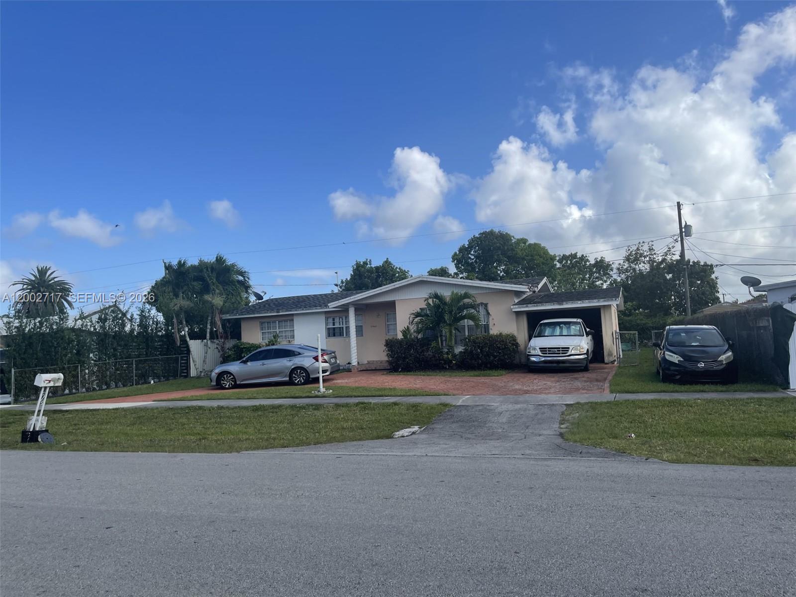 SO MIAMI HEIGHTS MANOR - Residential