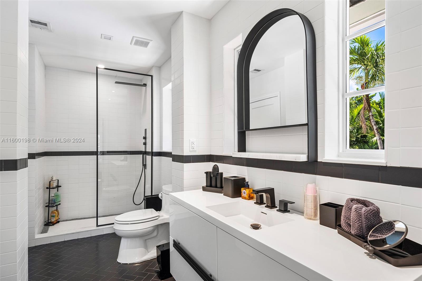 CORAL GABLES SEC A - Residential