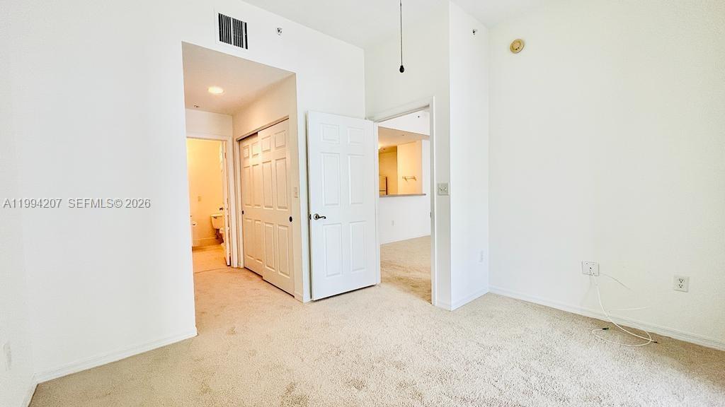 VILLAGE AT ABACOA CONDO - Residential Lease