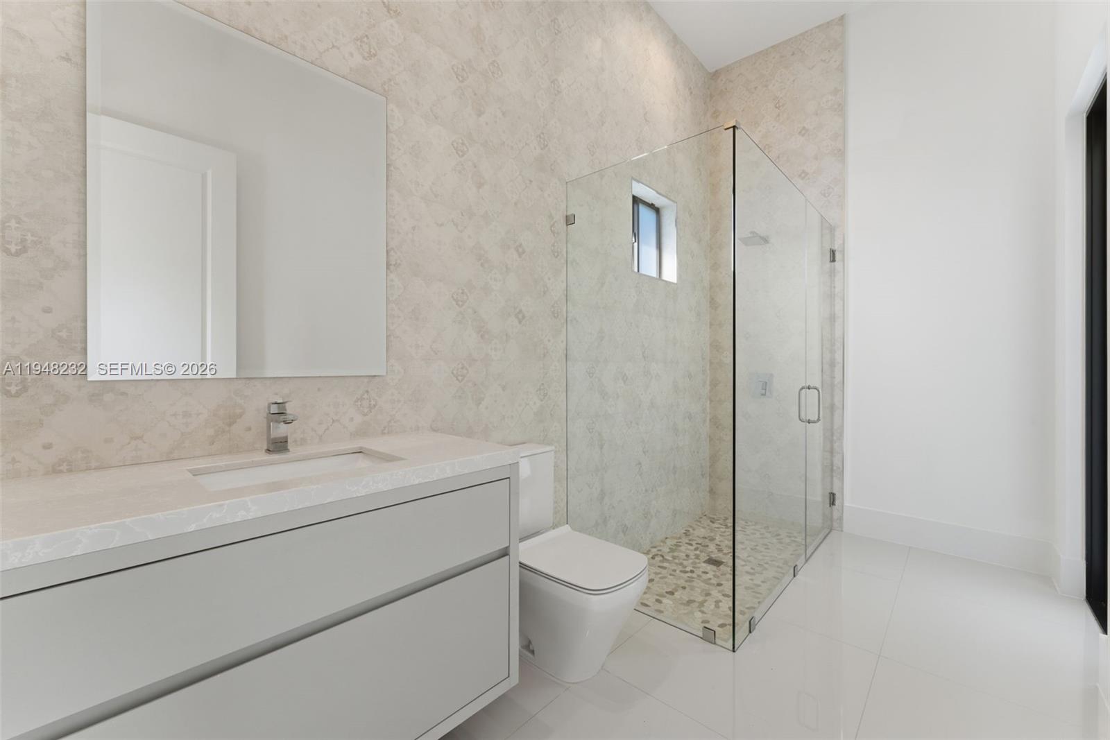 M & V ESTATES - Residential