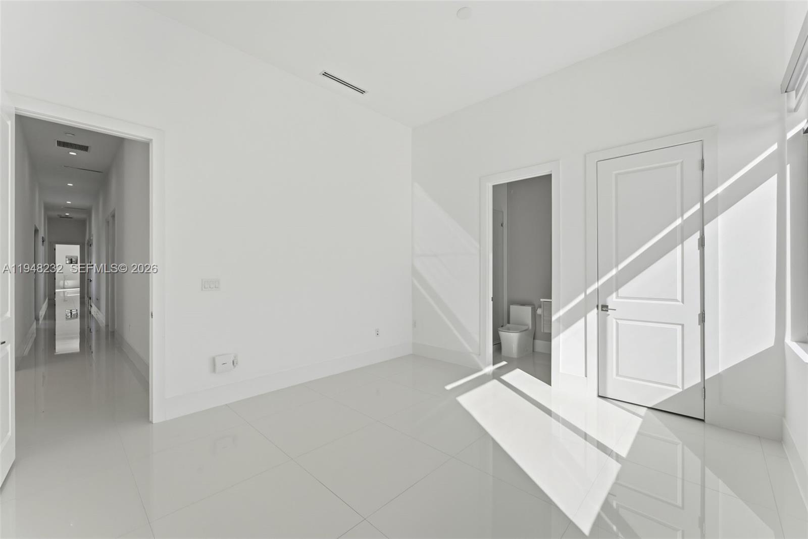 M & V ESTATES - Residential