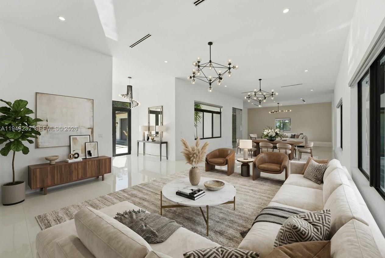 M & V ESTATES - Residential