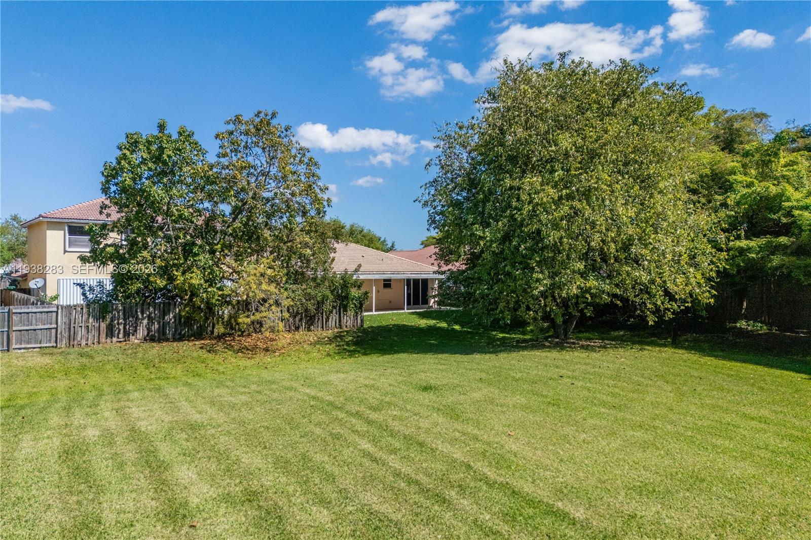 VILLAS DEL CAMPO SUB - Residential