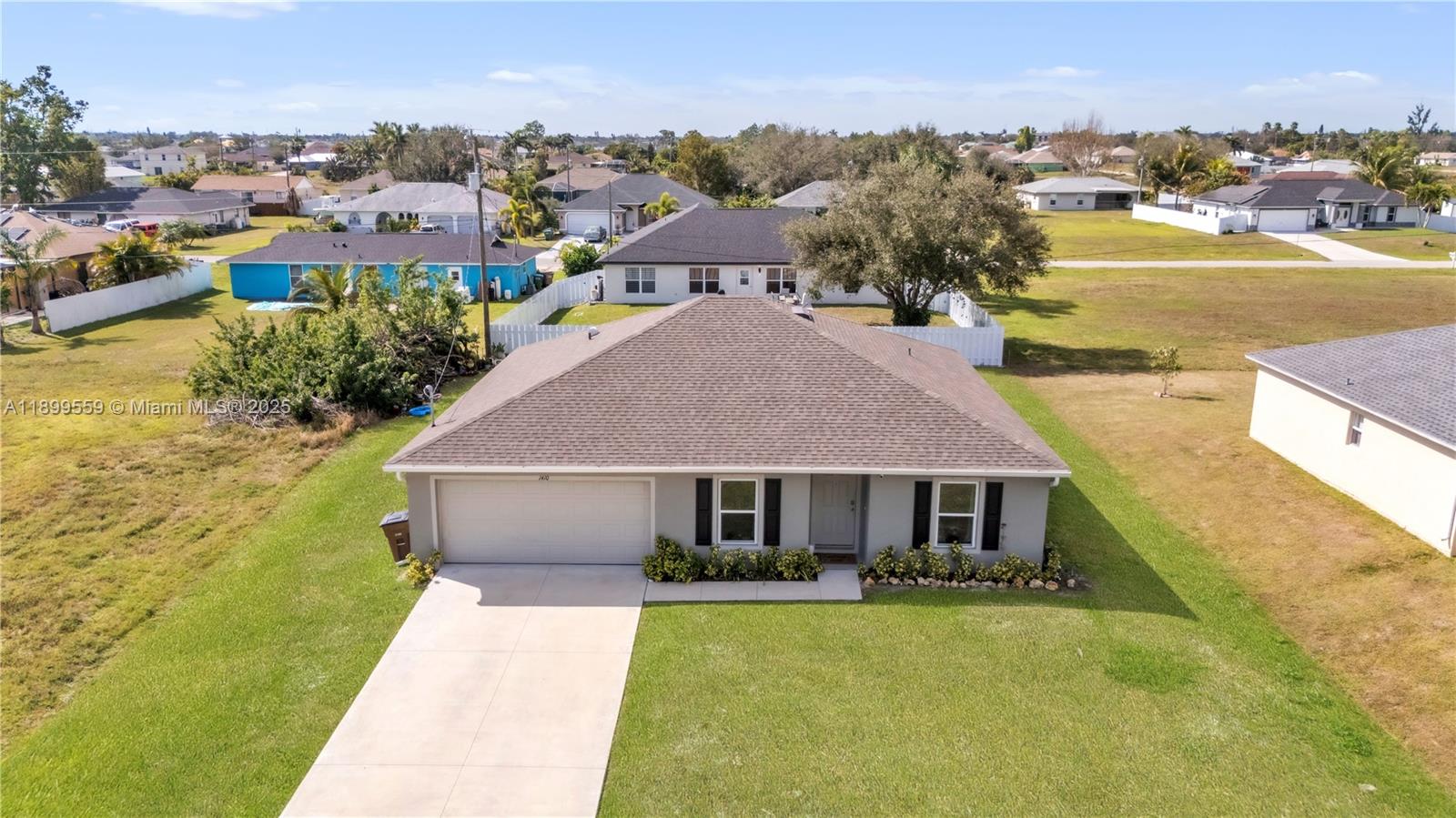 CAPE CORAL - Residential