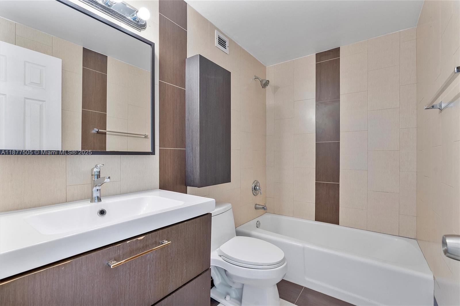 COASTAL TOWERS CONDO - Residential Lease