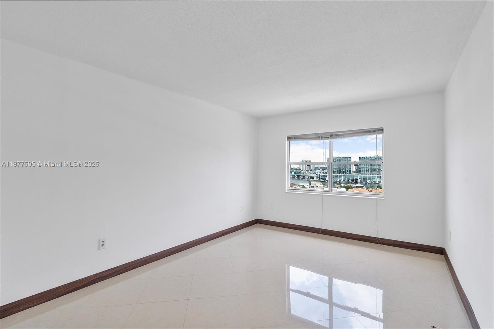 COASTAL TOWERS CONDO - Residential Lease