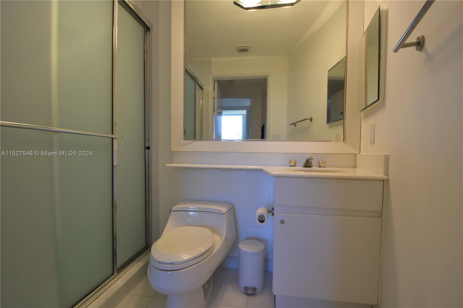 RESORT VILLA ONE CONDO - Residential Lease