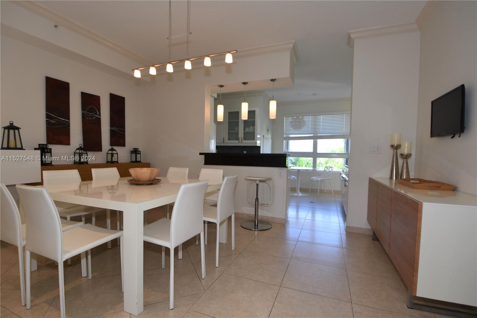 RESORT VILLA ONE CONDO - Residential Lease