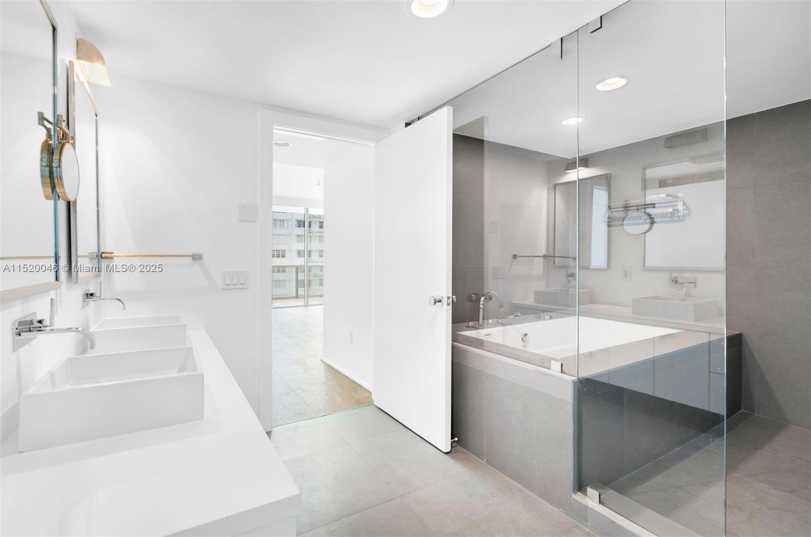 MEI CONDO - Residential