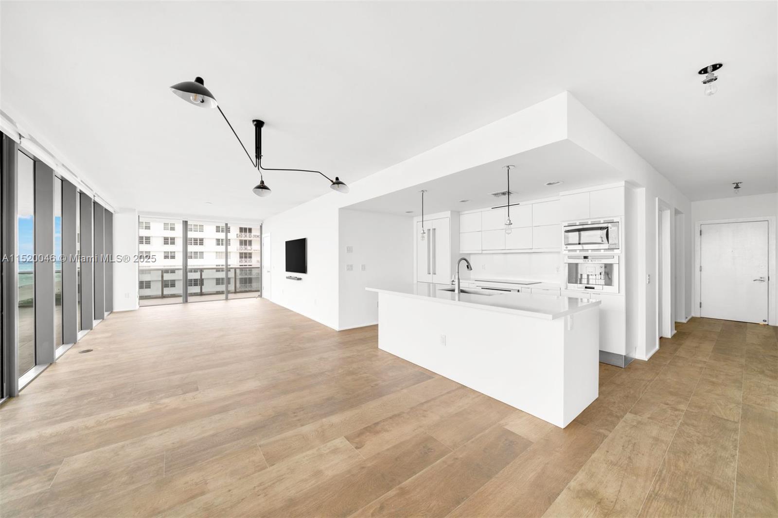 MEI CONDO - Residential