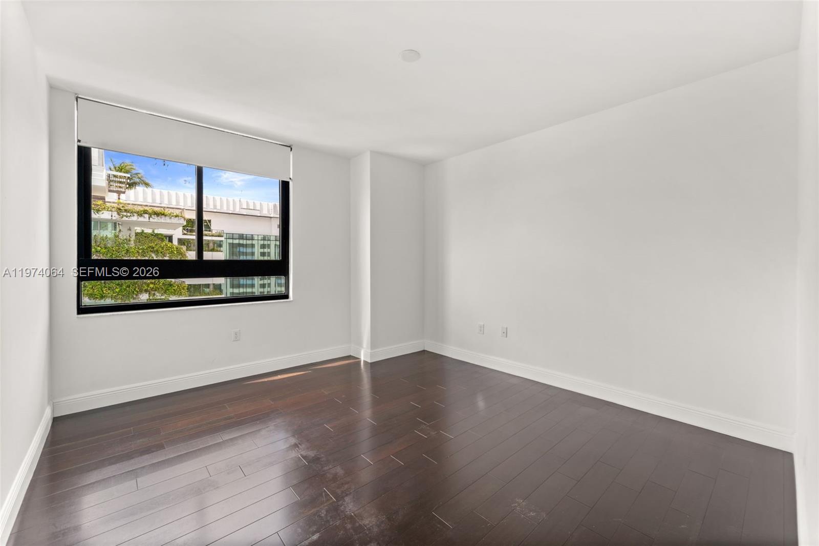 THE WAVERLY AT SOUTH BEACH - Residential