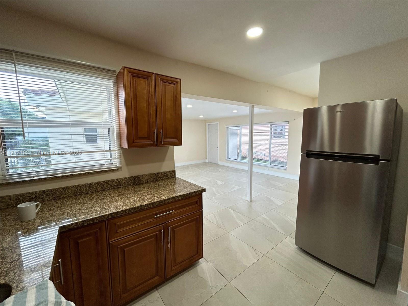 SUN-TAN VILL SEC 5 - Residential Lease