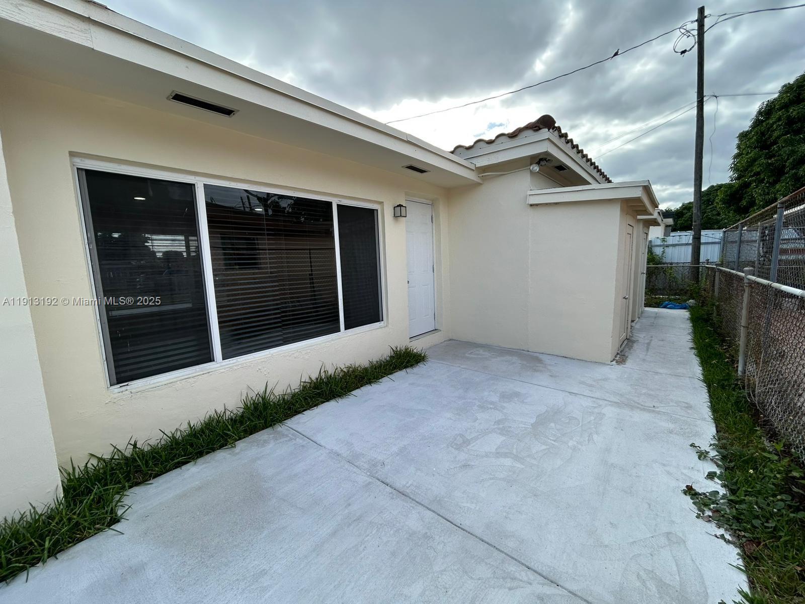 SUN-TAN VILL SEC 5 - Residential Lease