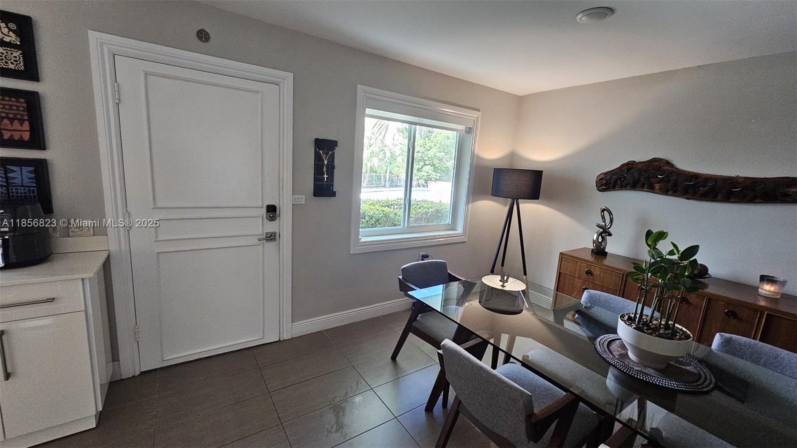 LIDO BAY - Residential Lease