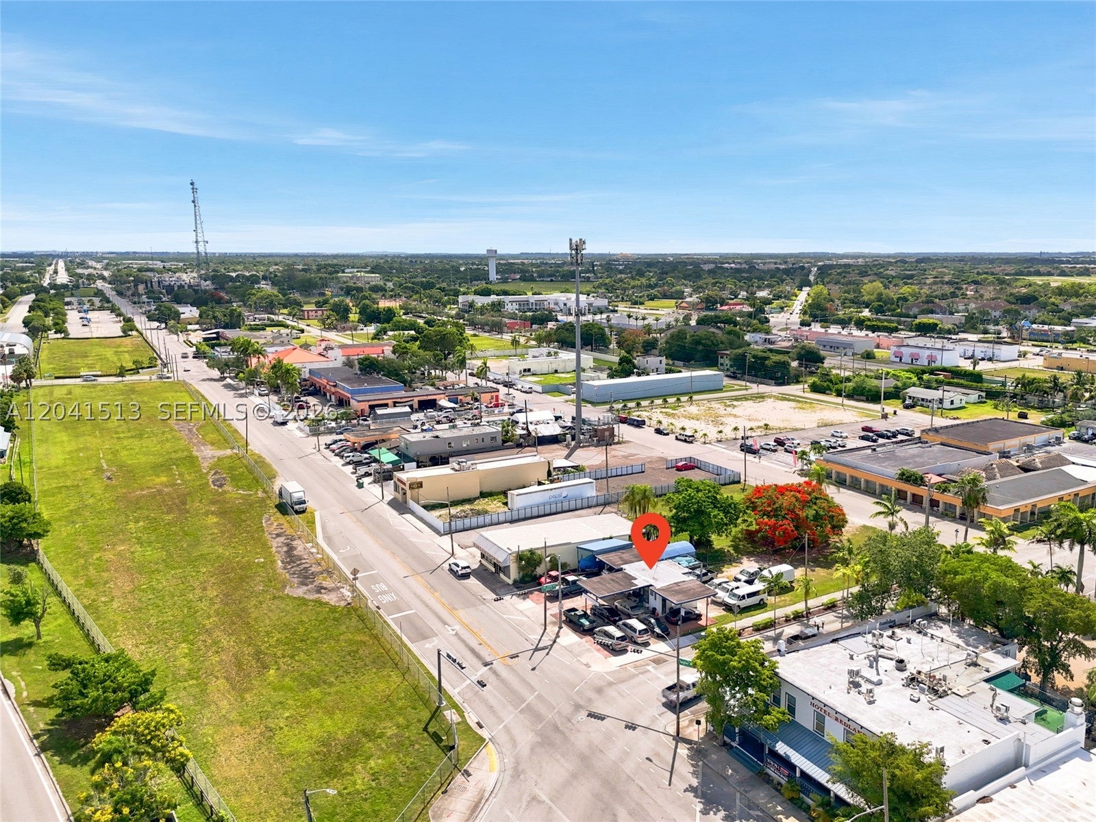 3 N Flagler Ave