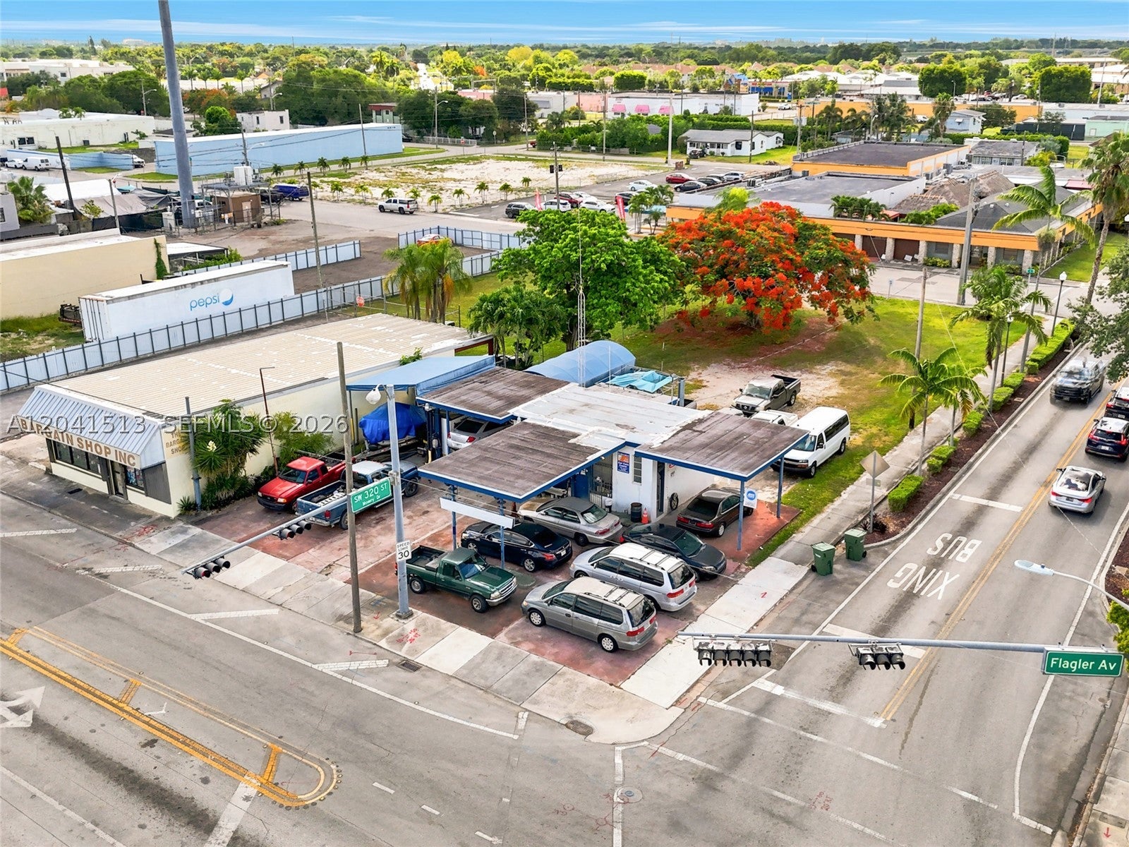 3 N Flagler Ave