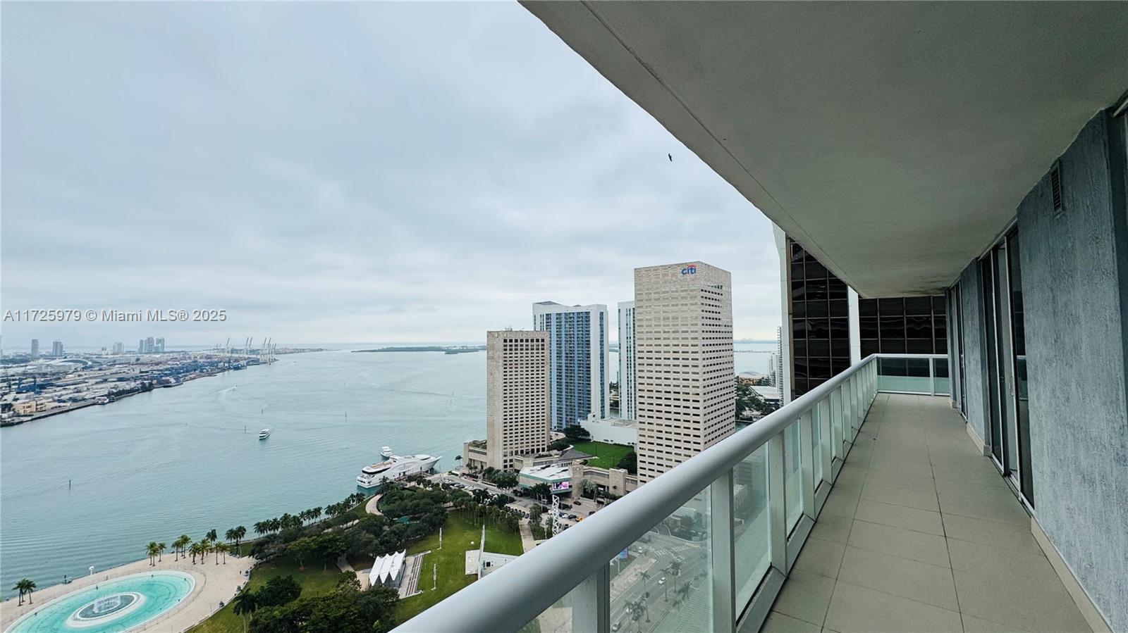 50 BISCAYNE CONDO - Residential