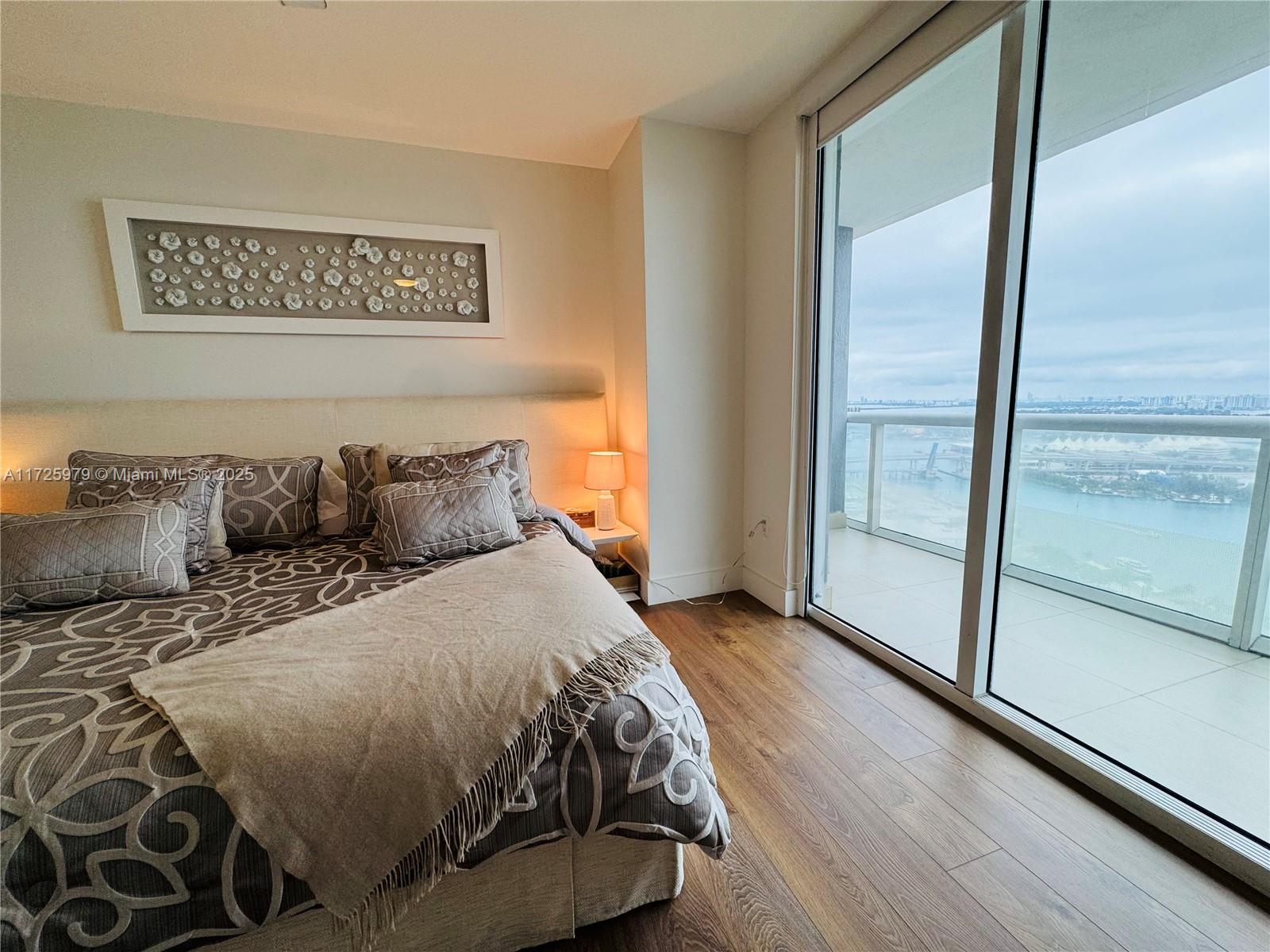 50 BISCAYNE CONDO - Residential