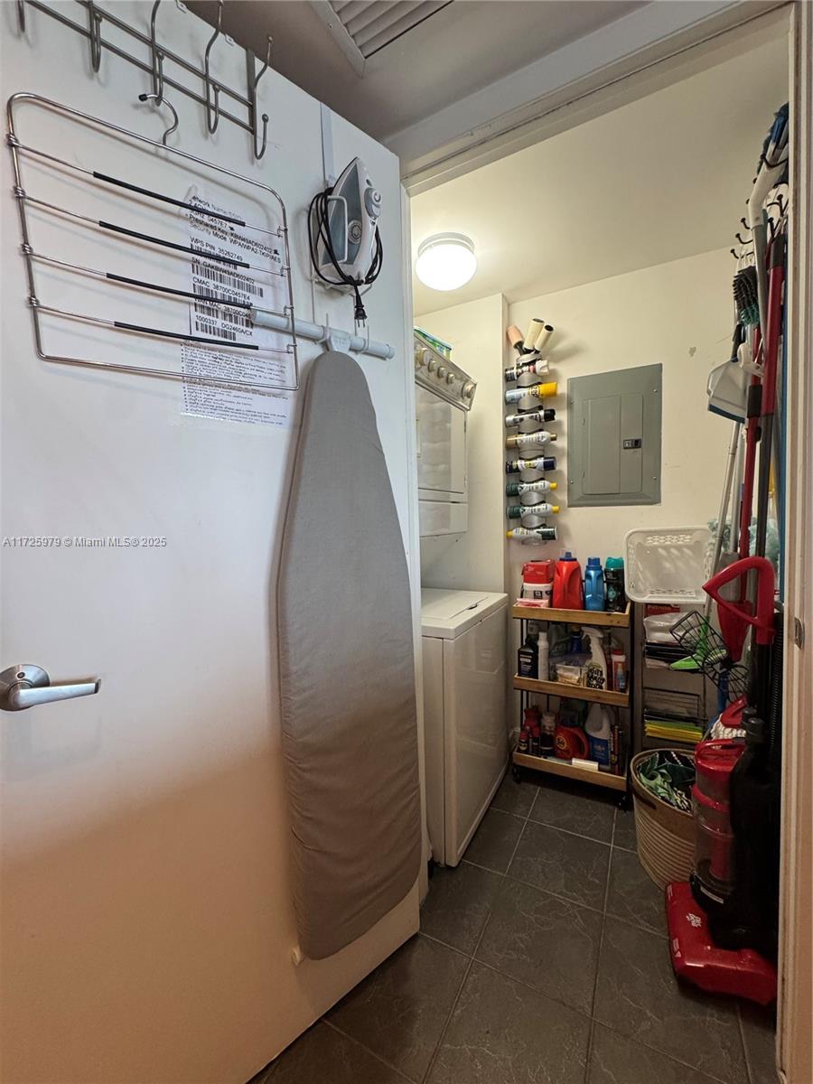 50 BISCAYNE CONDO - Residential