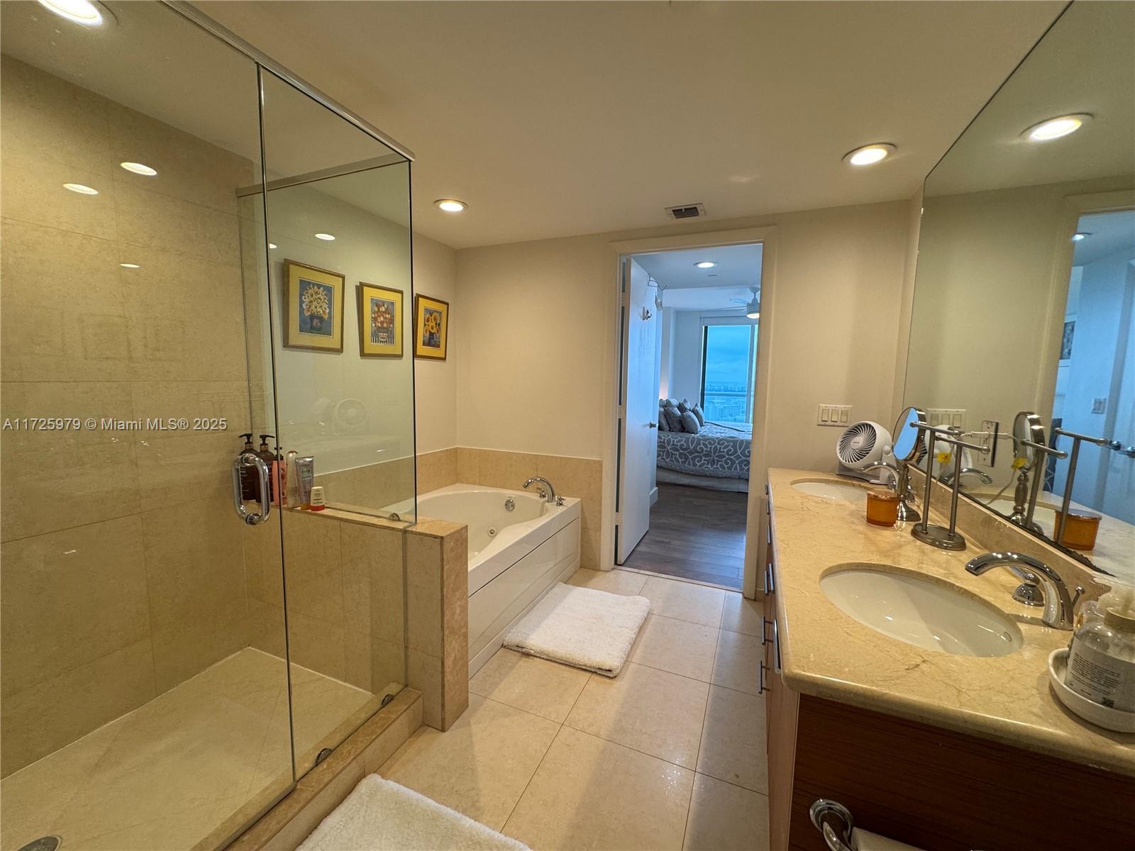 50 BISCAYNE CONDO - Residential