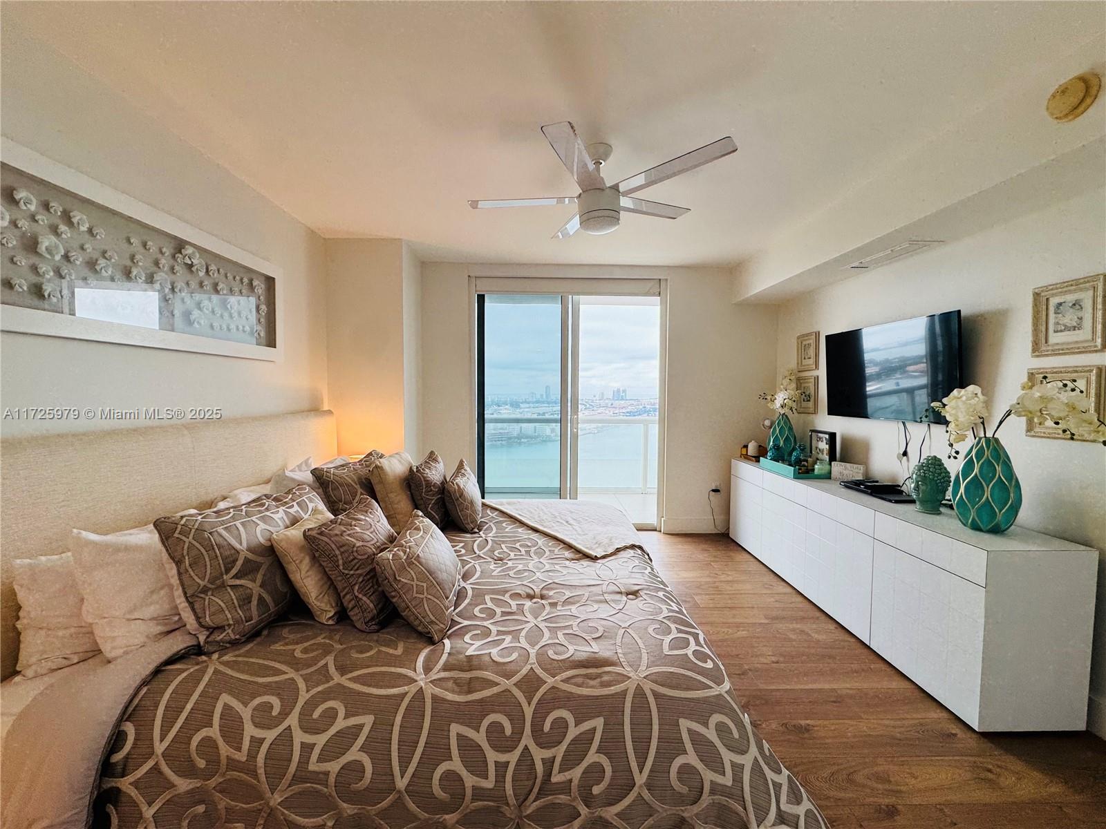 50 BISCAYNE CONDO - Residential