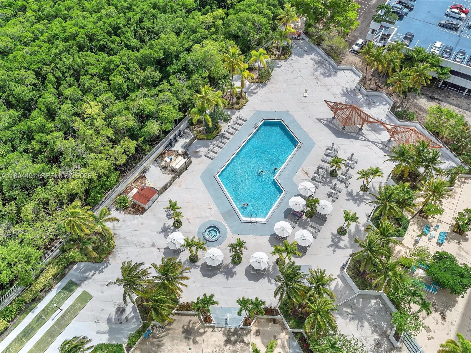 ARLEN HOUSE EAST CONDO - Residential