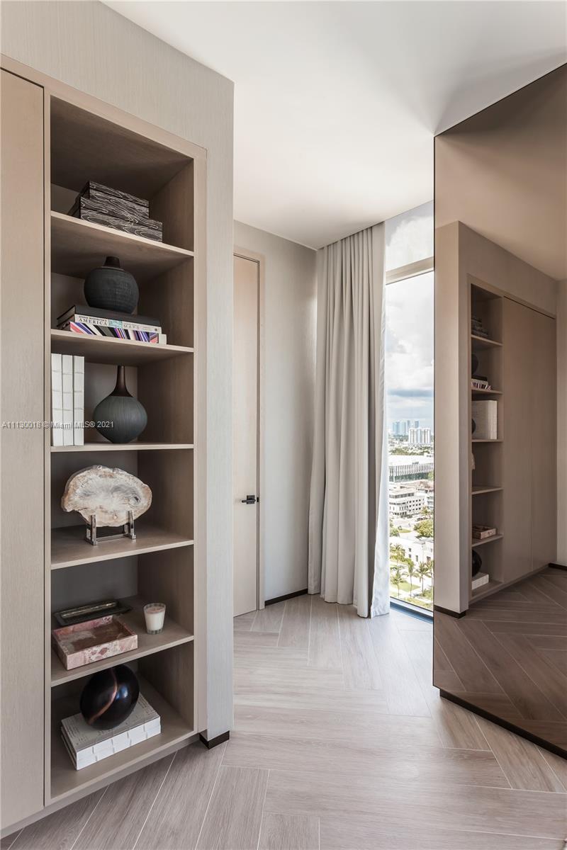 2201 COLLINS AVE CONDO - Residential