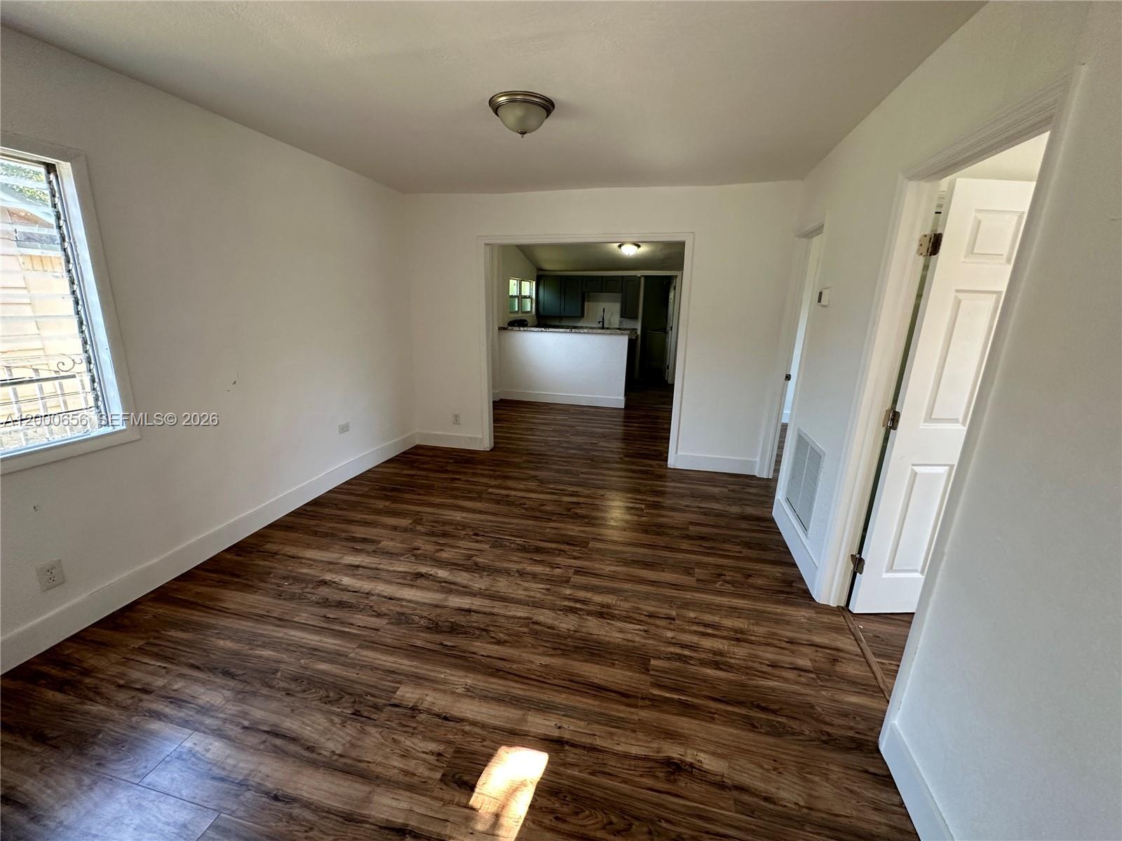 BUENA VISTA GARDENS - Residential Lease