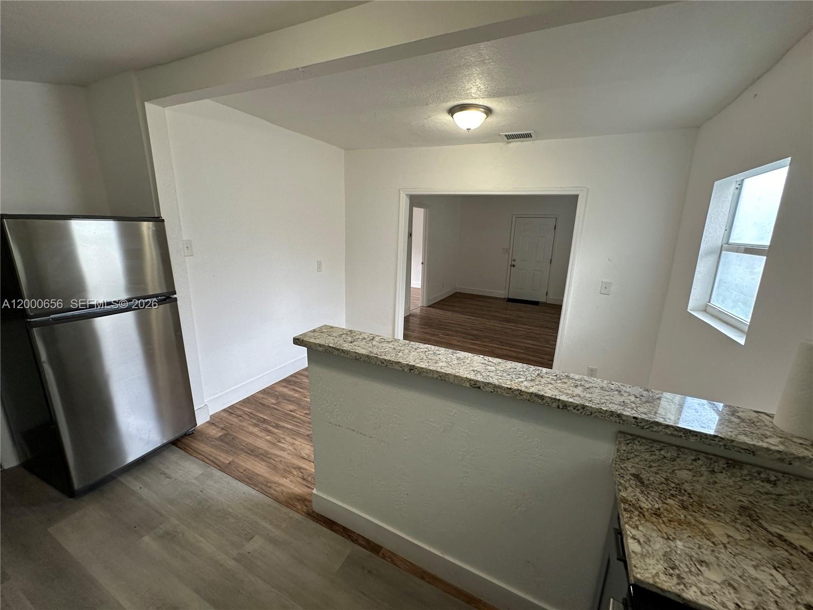 BUENA VISTA GARDENS - Residential Lease