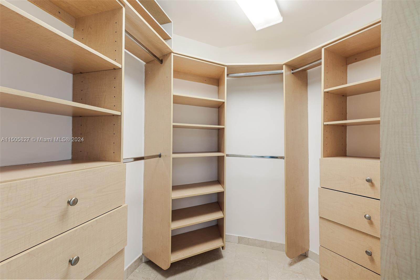 HIDDEN BAY CONDO - Residential Lease