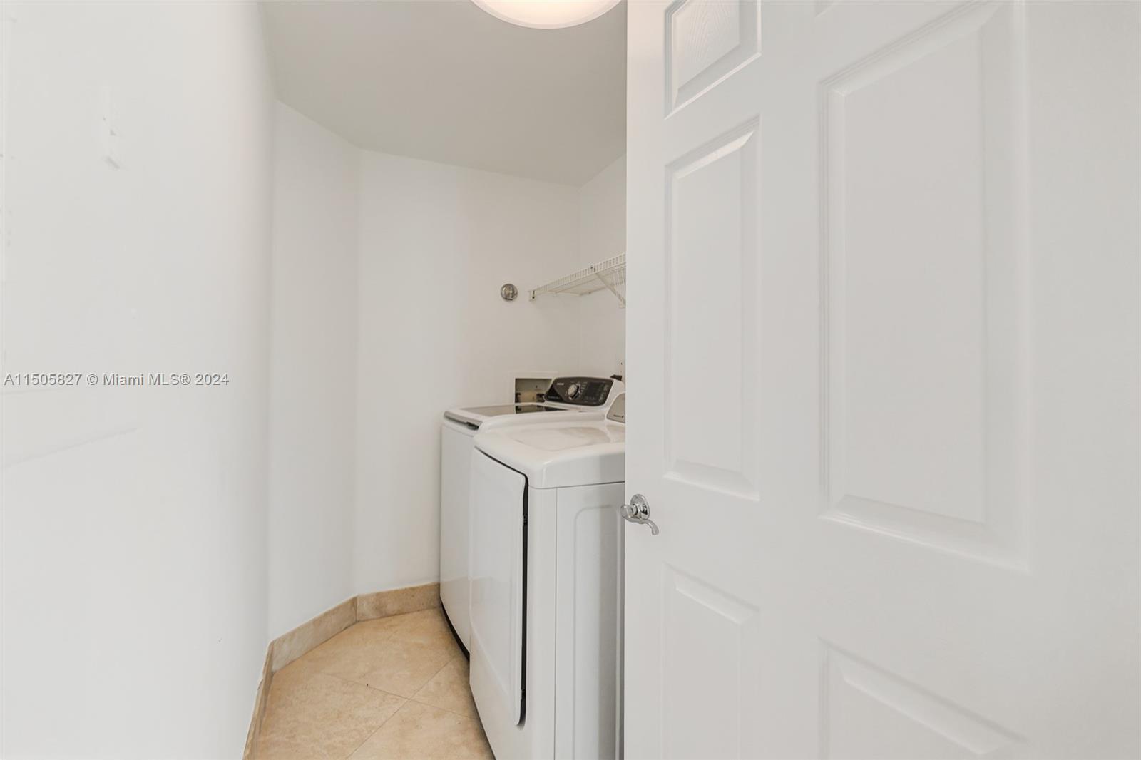 HIDDEN BAY CONDO - Residential Lease