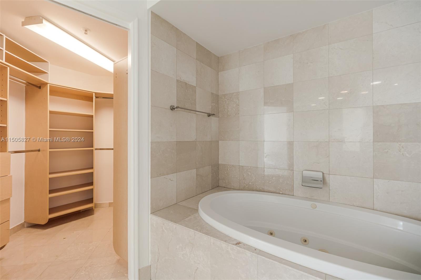 HIDDEN BAY CONDO - Residential Lease