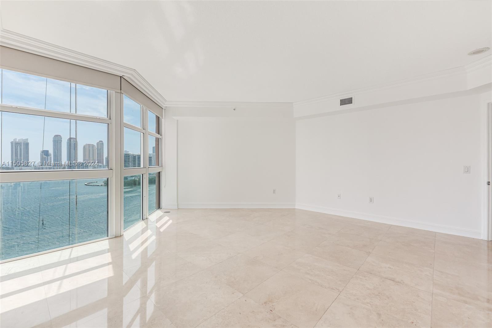 HIDDEN BAY CONDO - Residential Lease