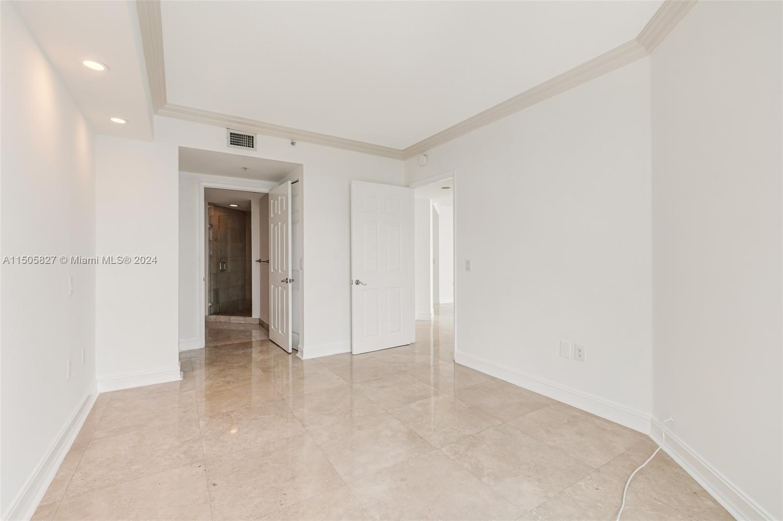 HIDDEN BAY CONDO - Residential Lease