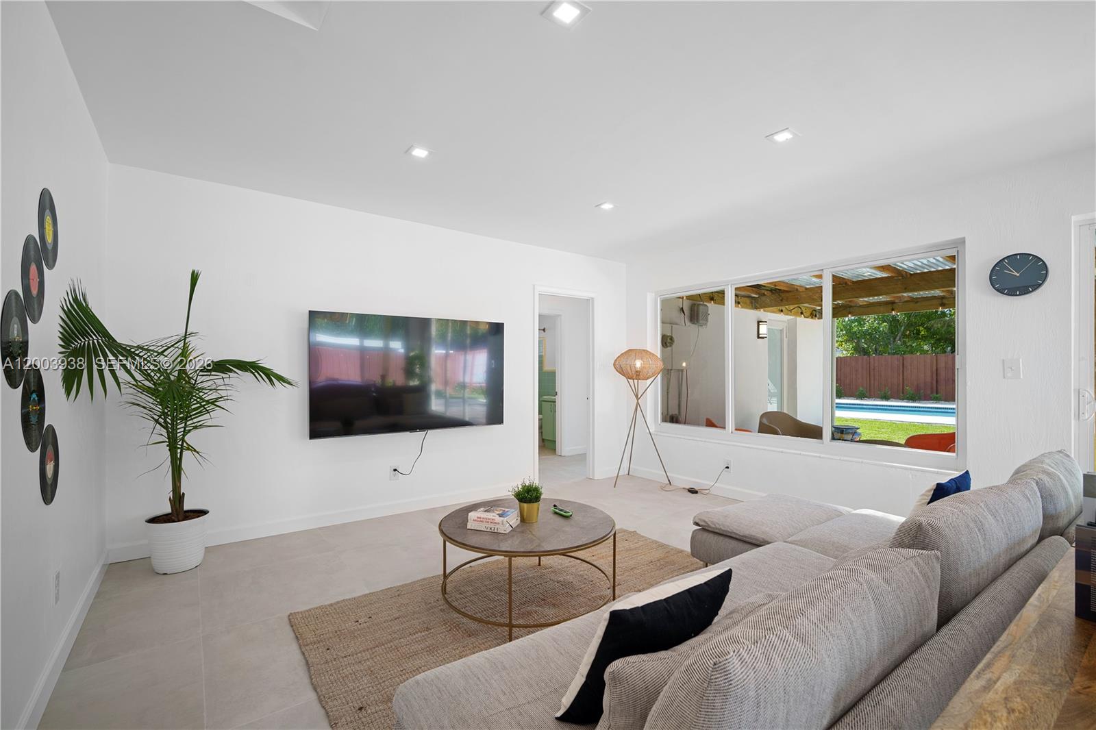 DIXIE GARDENS - Residential