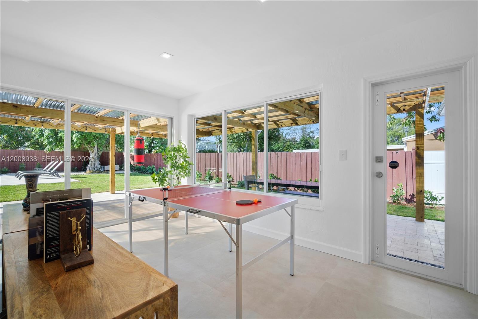 DIXIE GARDENS - Residential