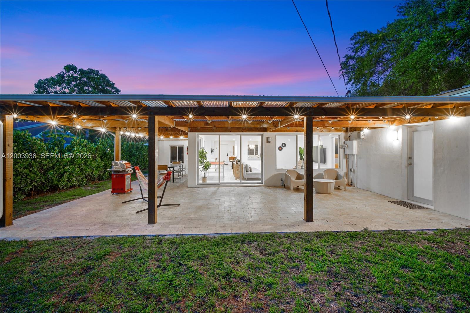 DIXIE GARDENS - Residential