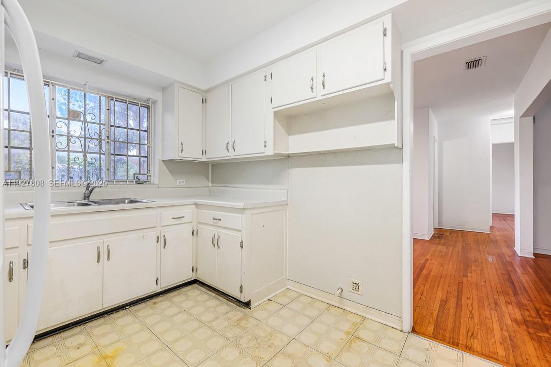 DUNNINGS MIAMI SHORES EXT - Residential