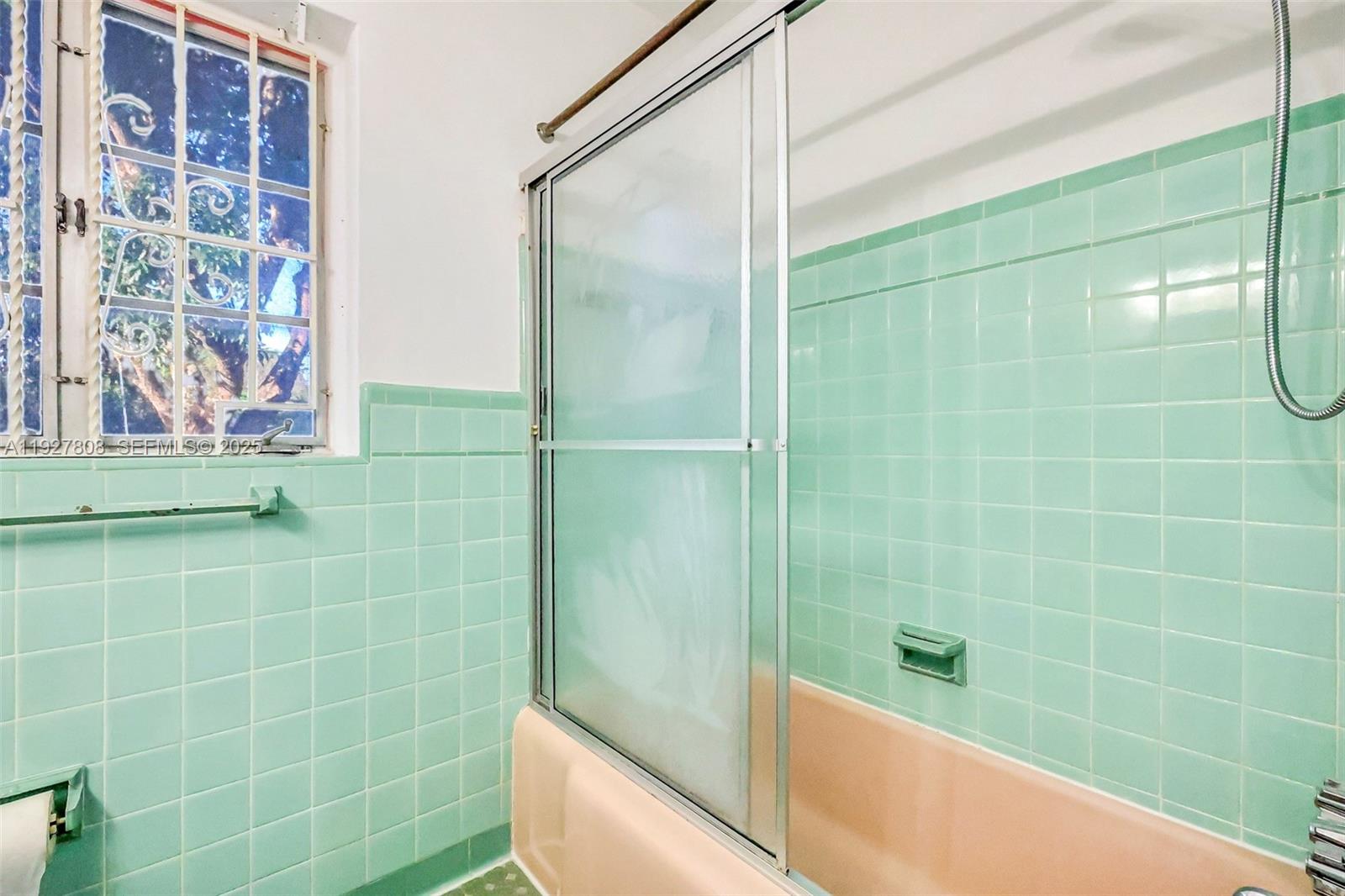 DUNNINGS MIAMI SHORES EXT - Residential