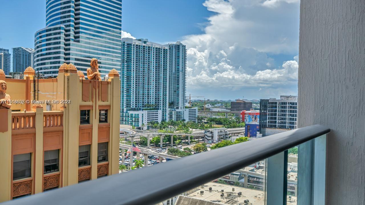 CENTRO CONDO - Residential Lease