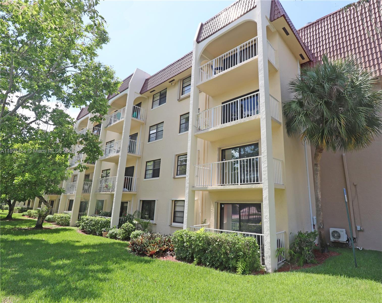 WISPERWOOD VILLAGE CONDO - Residential Lease