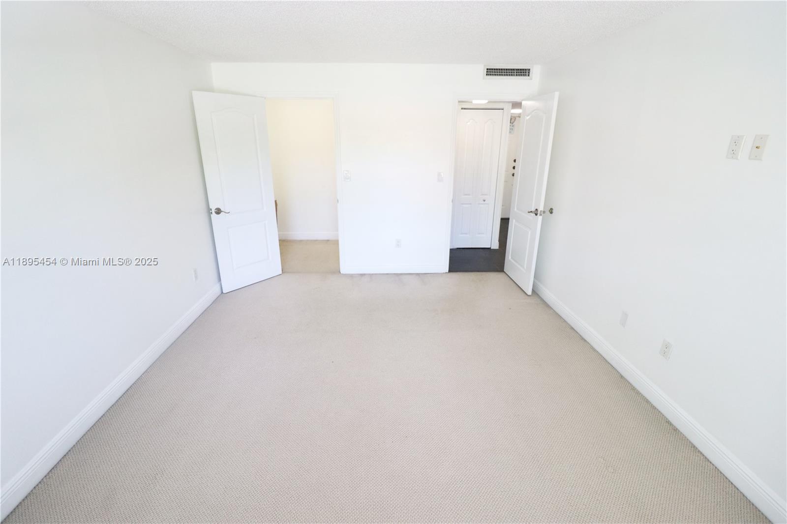 WISPERWOOD VILLAGE CONDO - Residential Lease