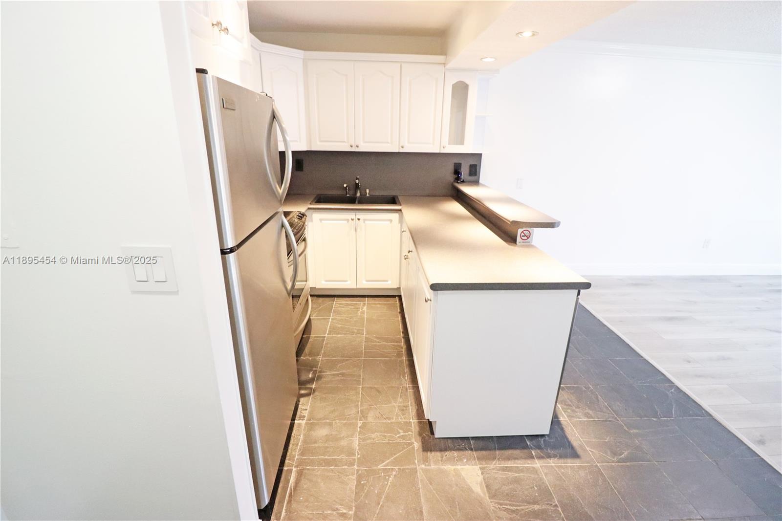 WISPERWOOD VILLAGE CONDO - Residential Lease