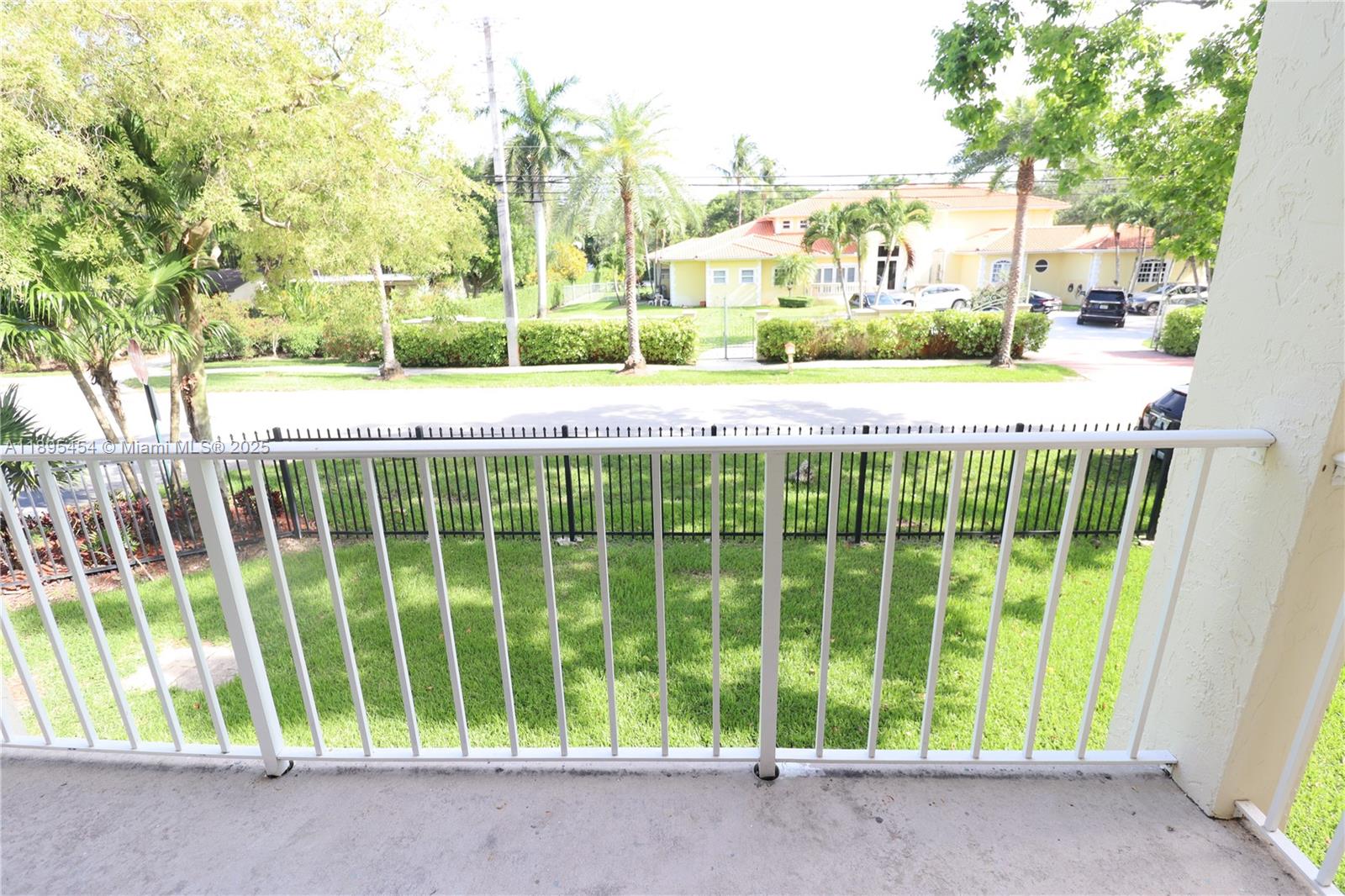 WISPERWOOD VILLAGE CONDO - Residential Lease