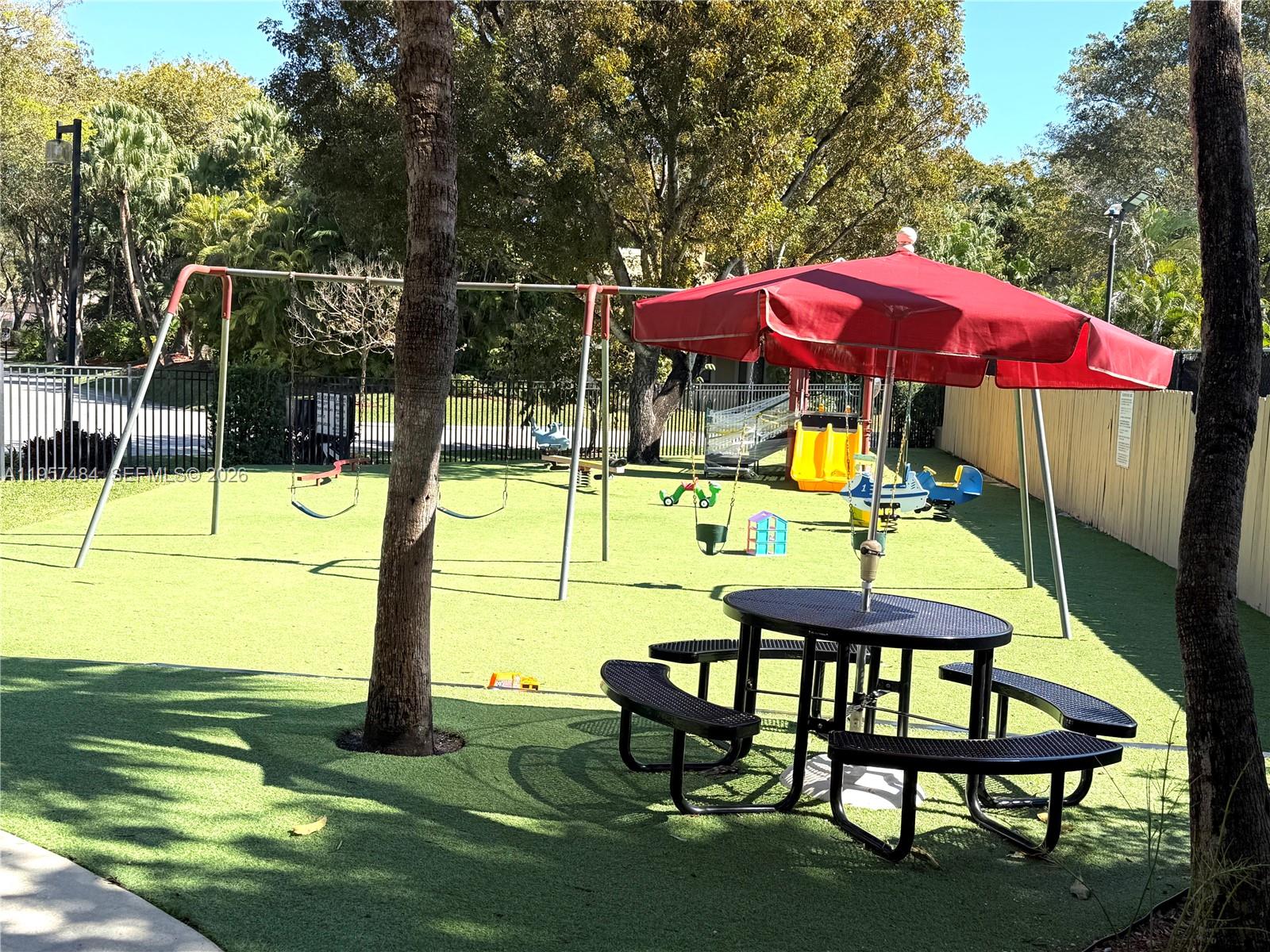 COSTA DEL SOL CONDO N - Residential