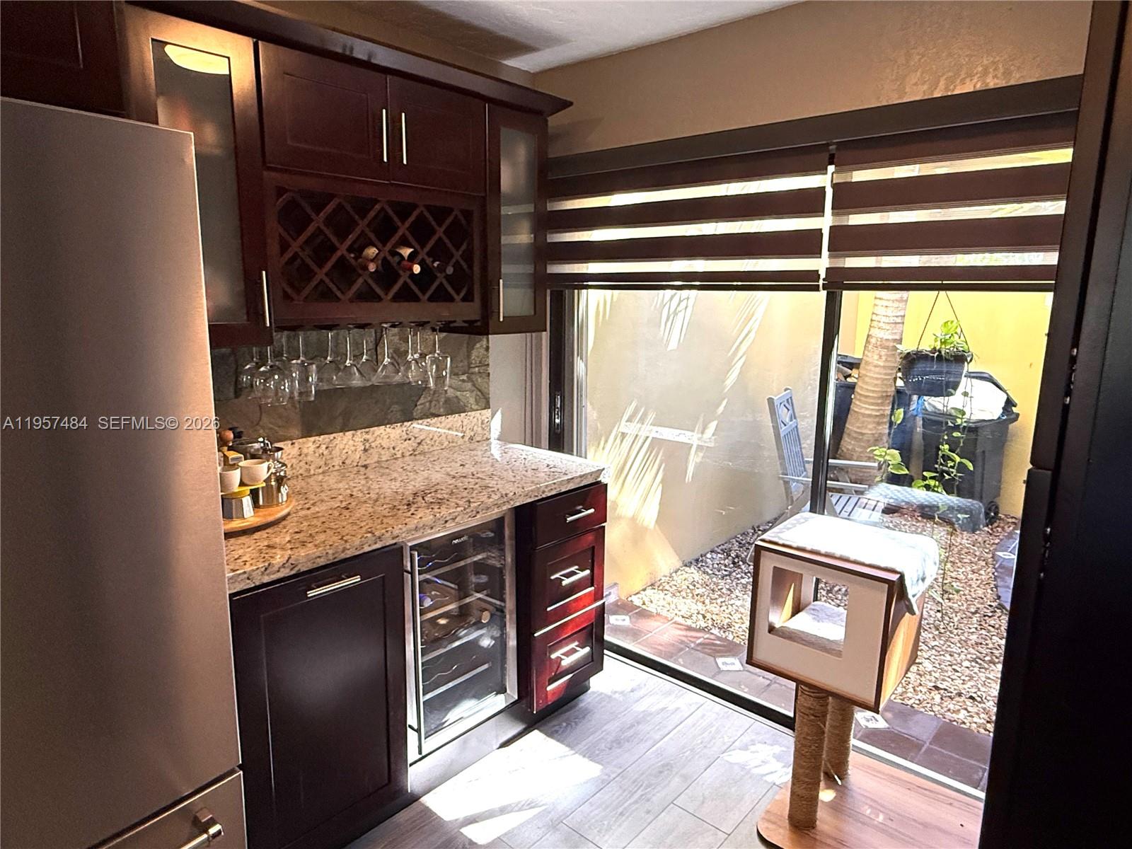 COSTA DEL SOL CONDO N - Residential