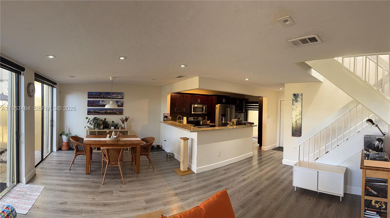 COSTA DEL SOL CONDO N - Residential