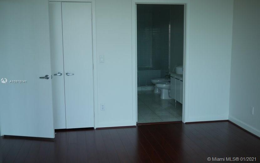 MARINABLUE CONDO - Residential