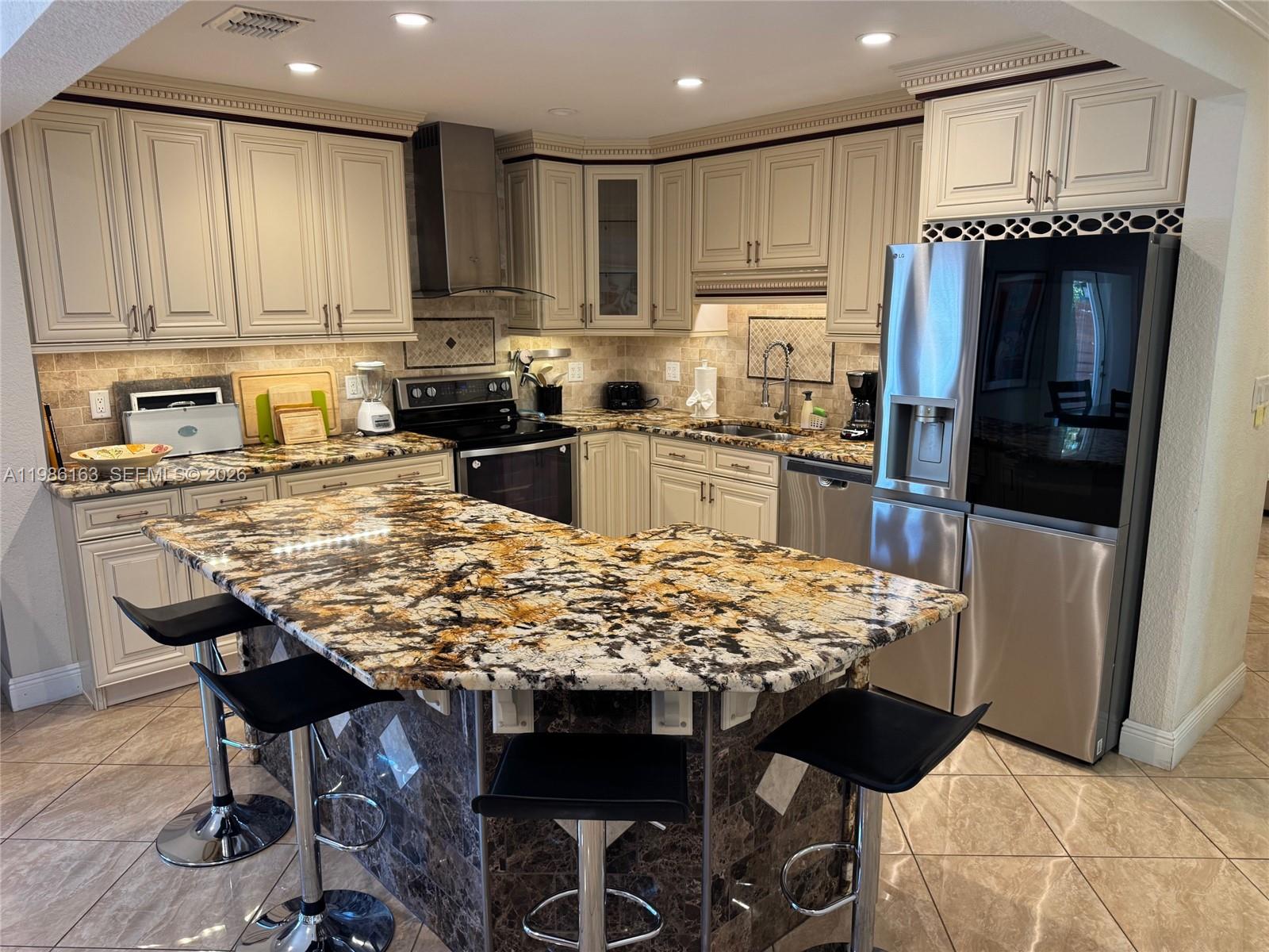 SANTA BARBARA ESTATES - Residential