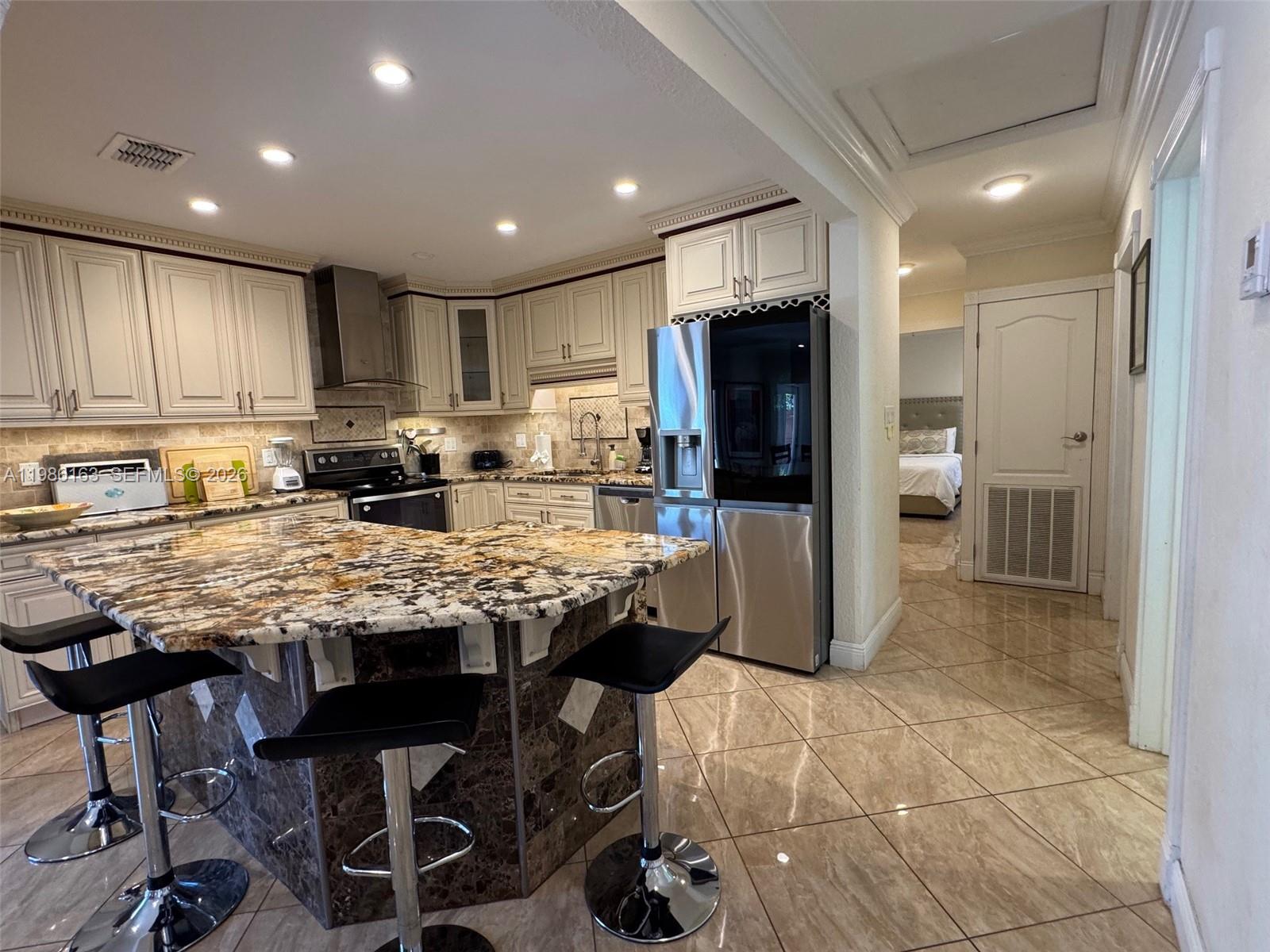 SANTA BARBARA ESTATES - Residential